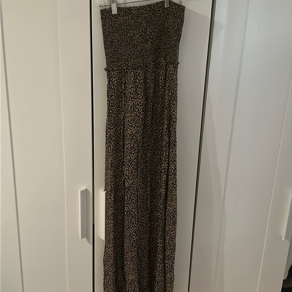 Forever 21 Leopard Print Maxi Dress